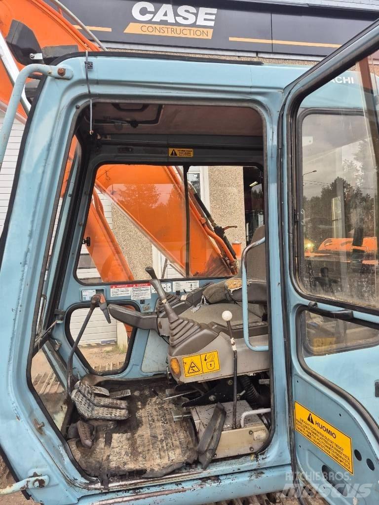 Hitachi EX 200-3 Верижен екскаватор