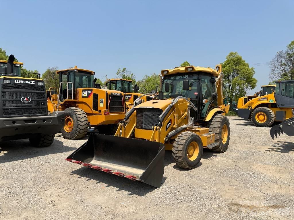 CAT 420F Товарач със заден ексватор