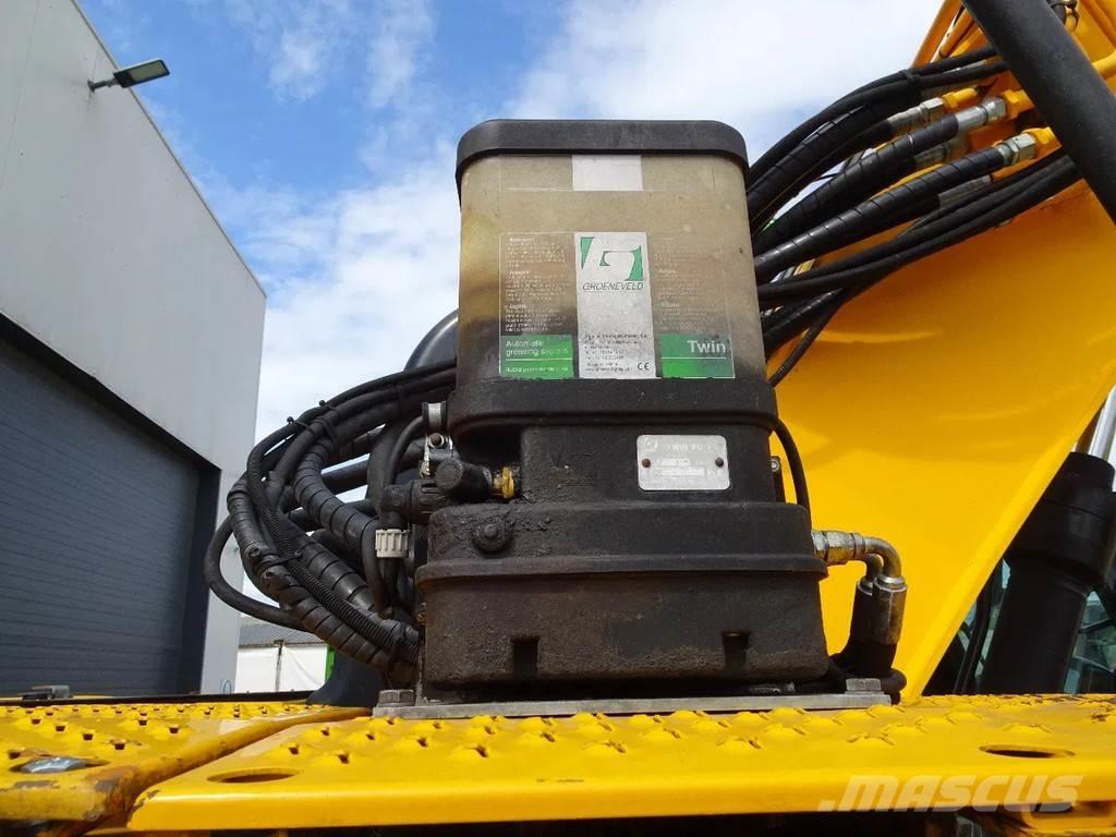 JCB JZ140 Верижен екскаватор
