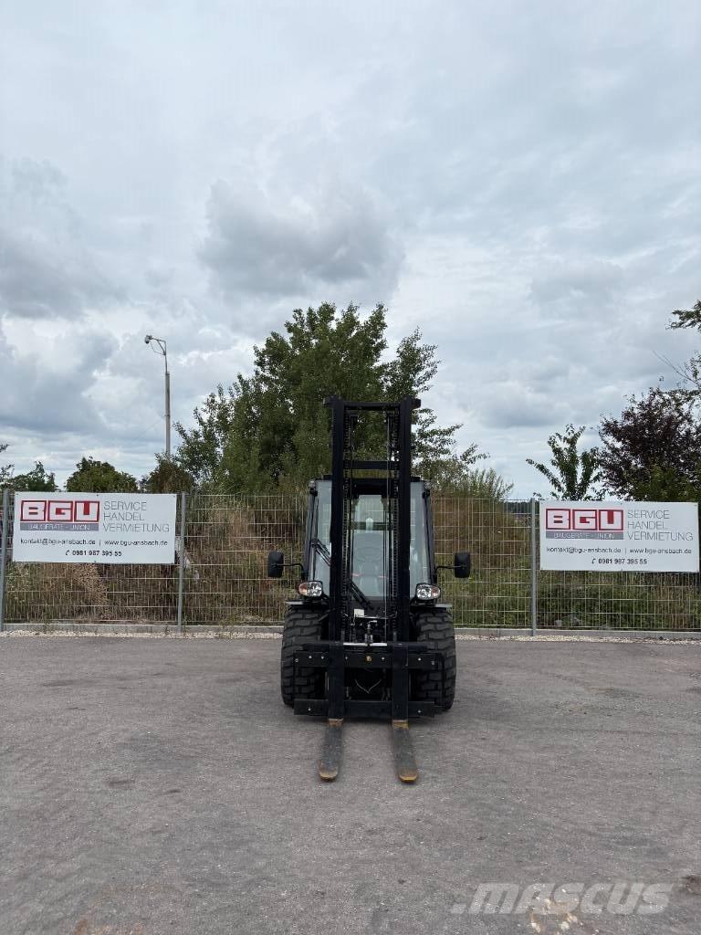 Manitou MSI 35 Камиони за херавни местности