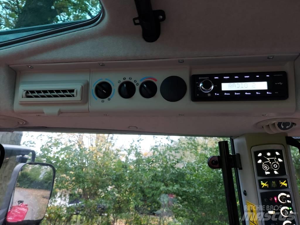 Massey Ferguson 5 S Трактори