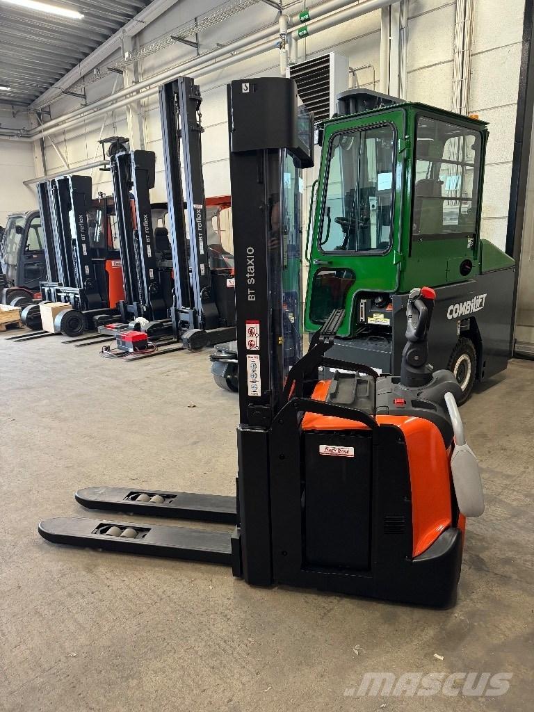 Toyota SPE160L Колички високоповдигачи с теглич