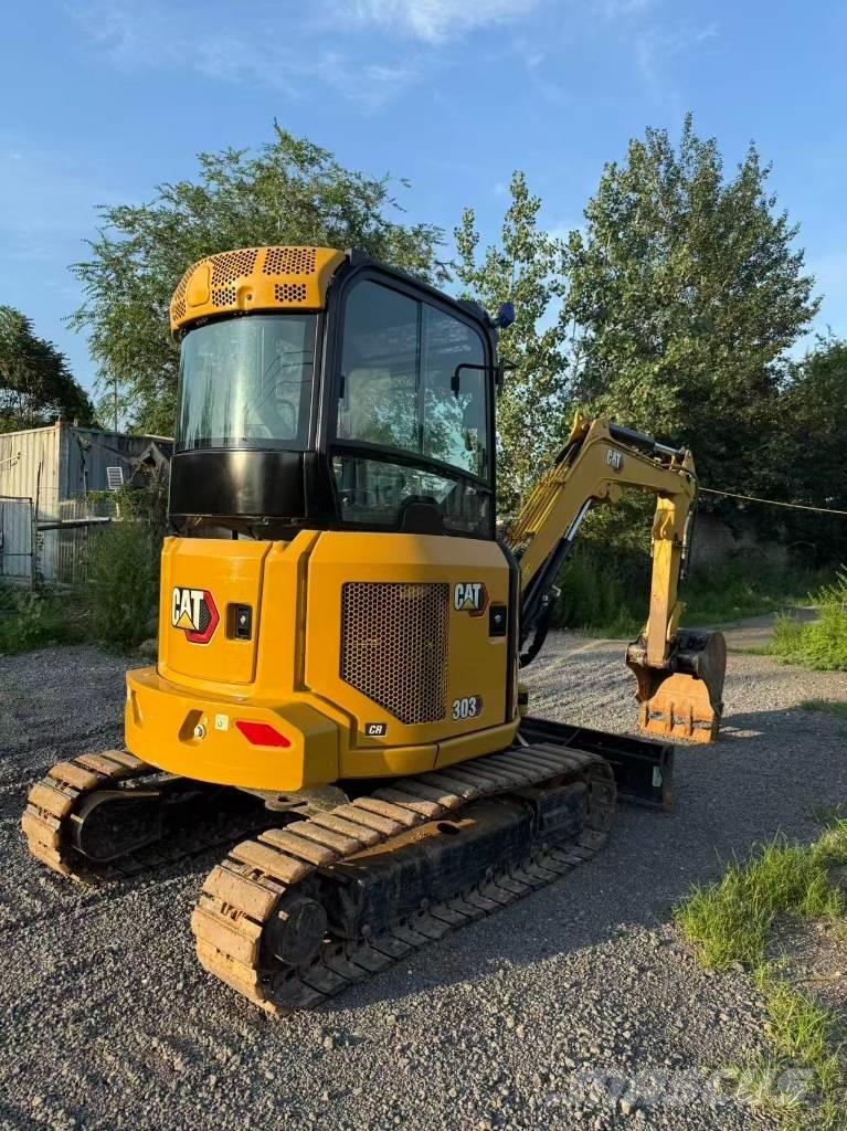 CAT 303 CR Мини екскаватори < 7 т