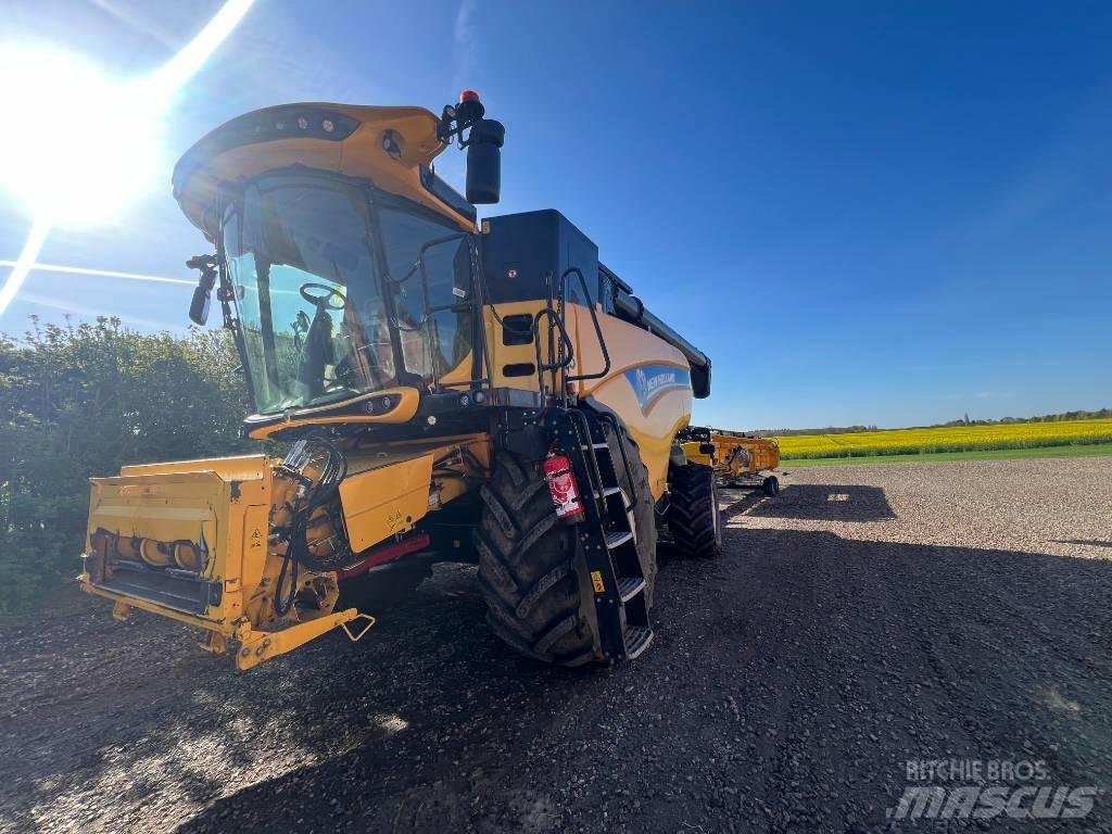 New Holland 8.85 Комбайни
