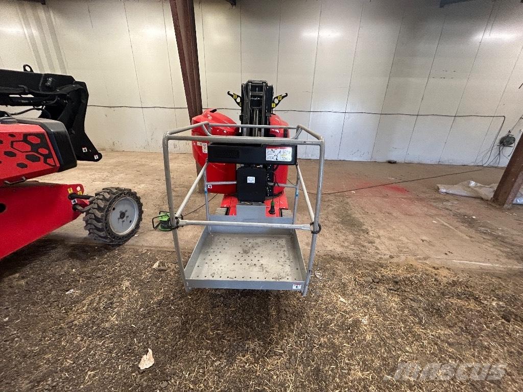 Manitou 100 VJR Вертикални мачтови повдигачи

