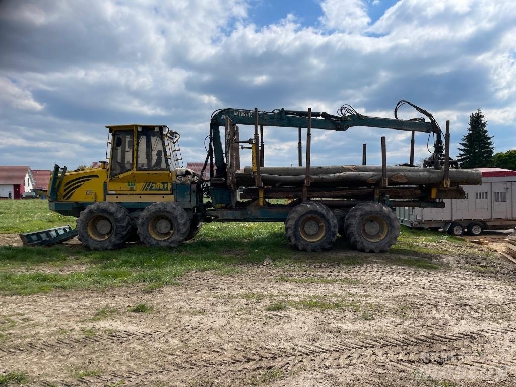HSM 208 F Форуардери