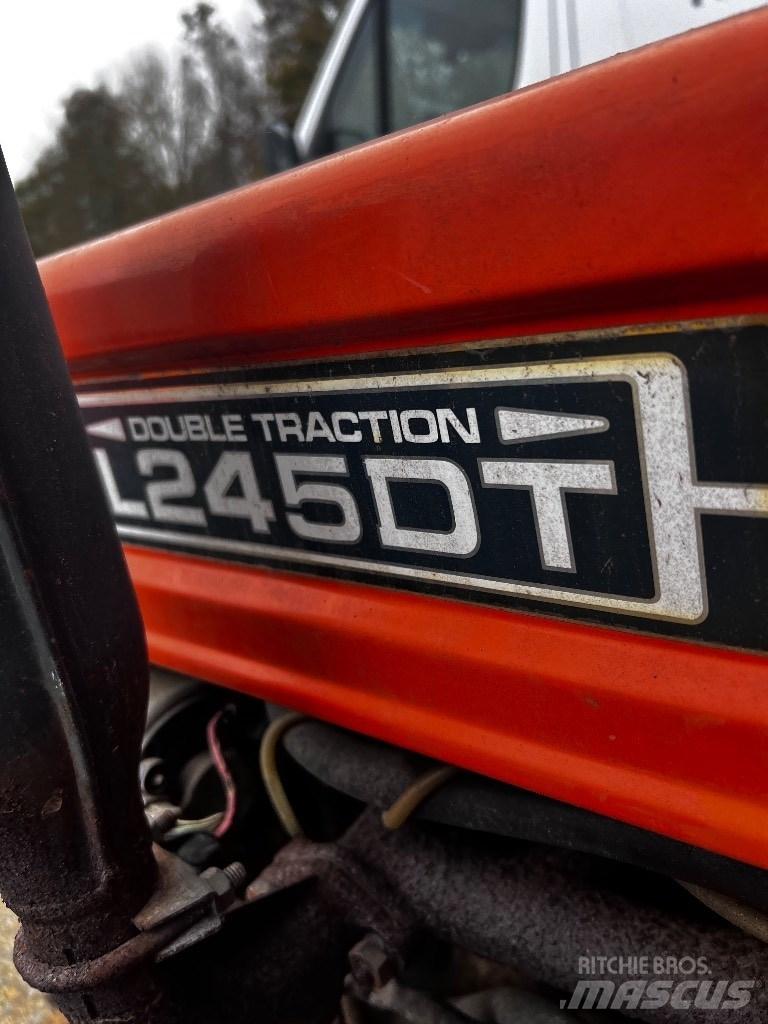 Kubota L 245 Компактни трактори