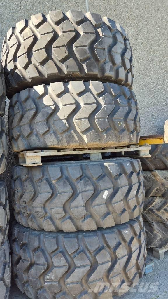 Petlas 29.5R25 Колелета/Гуми