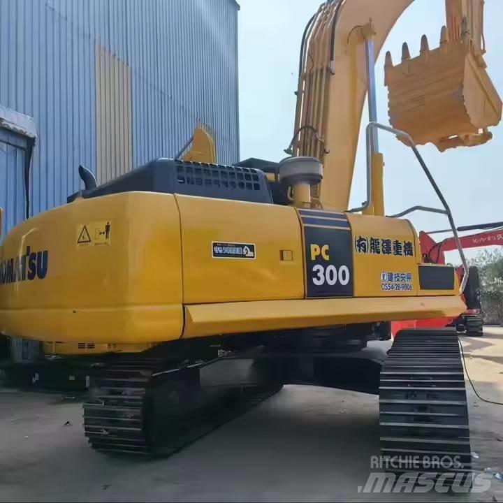 Komatsu PC300 Верижен екскаватор