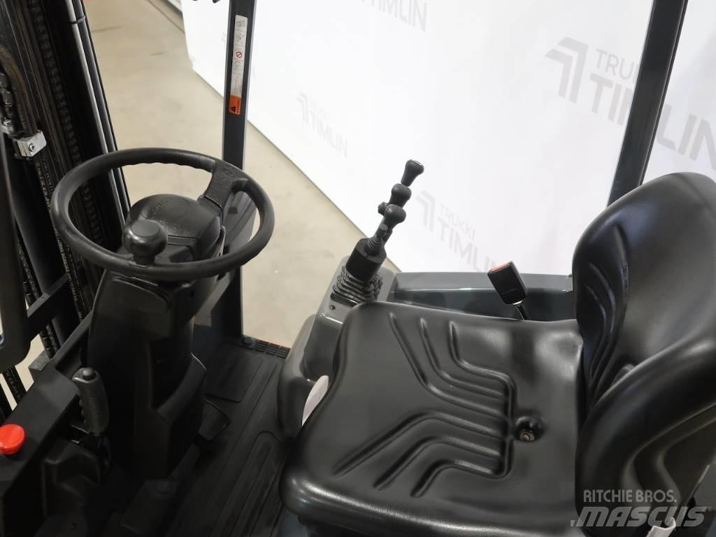 Toyota 7FBEST10 Електрически вилични кари-повдигачи