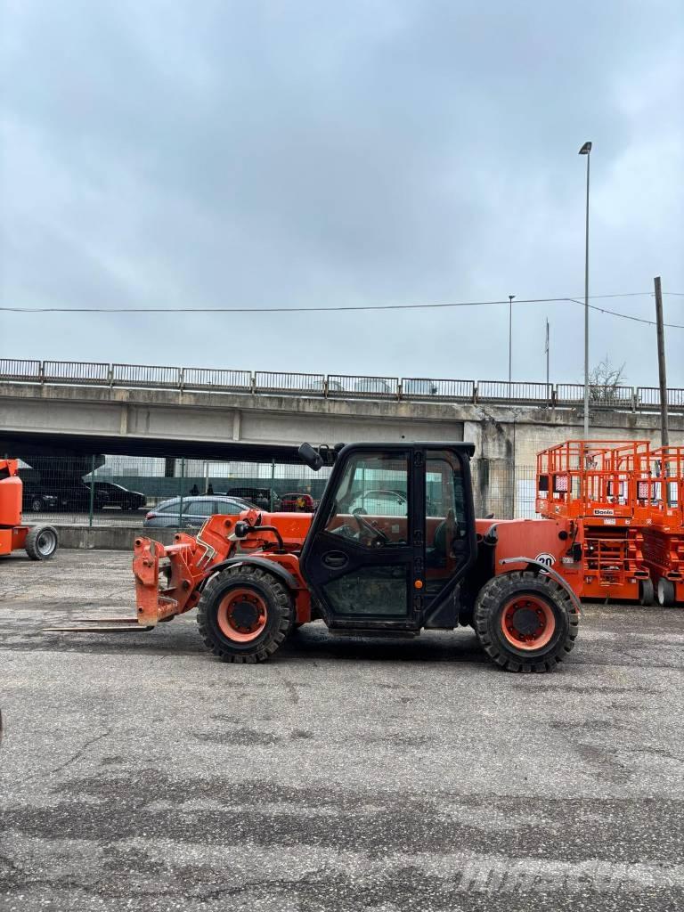 JCB 525-60 Телескопични товарачи