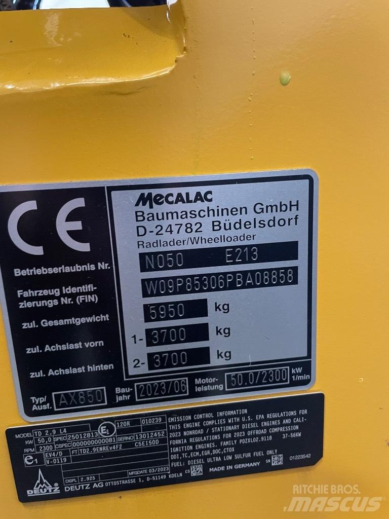 Mecalac AX 850 Колесни товарачи