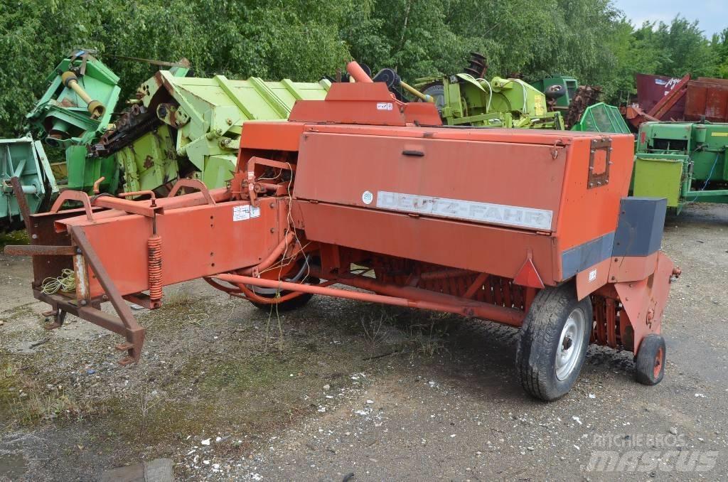 Deutz-Fahr HD490 Балопреси квадратни
