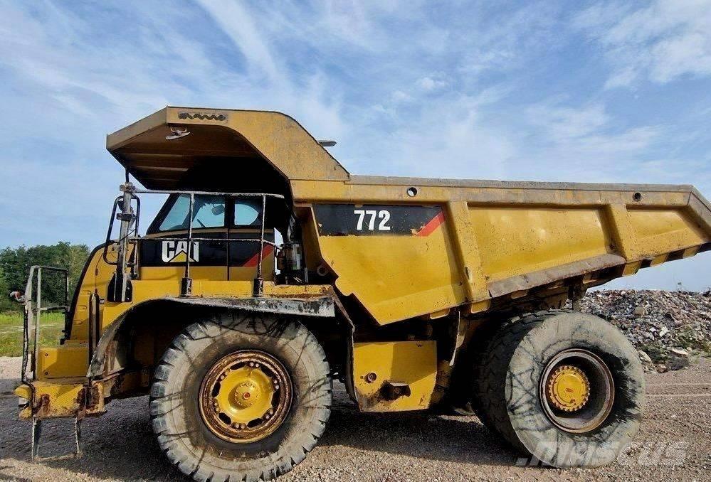 CAT 772 Твърди самосвали
