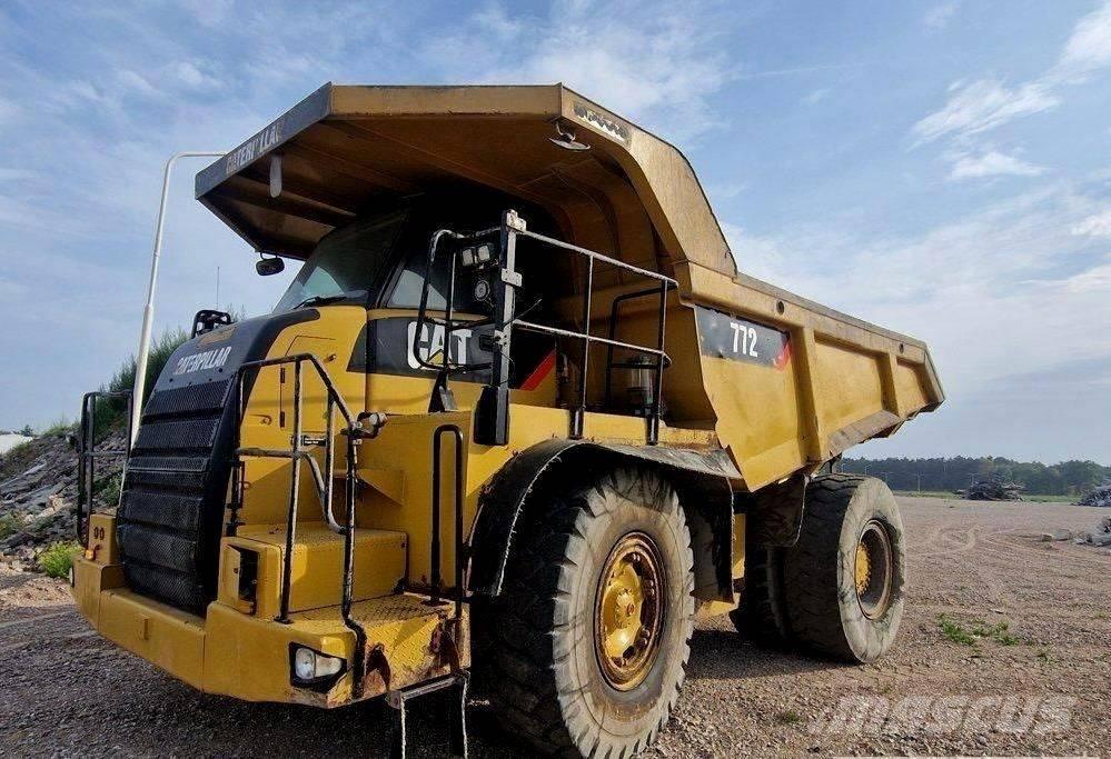 CAT 772 Твърди самосвали
