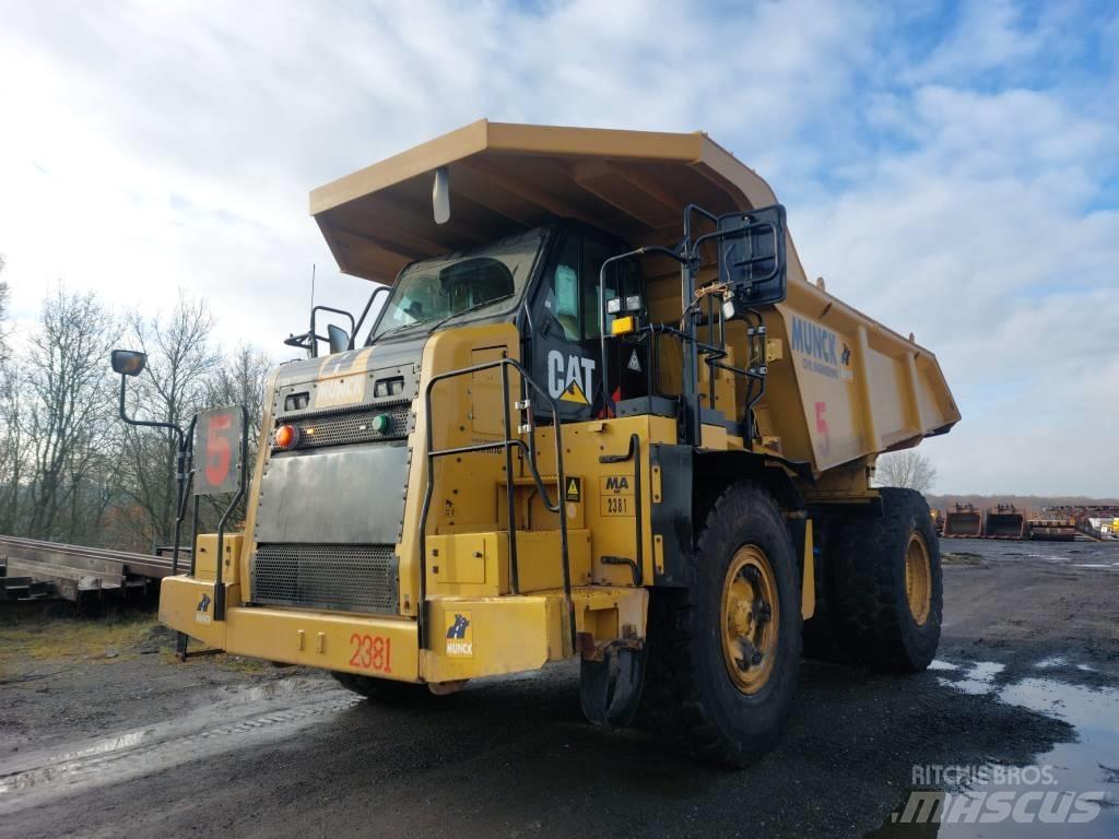 CAT 772G Странични самосвали