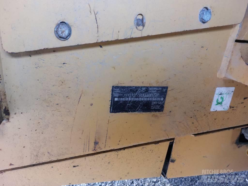 CAT 772G Странични самосвали