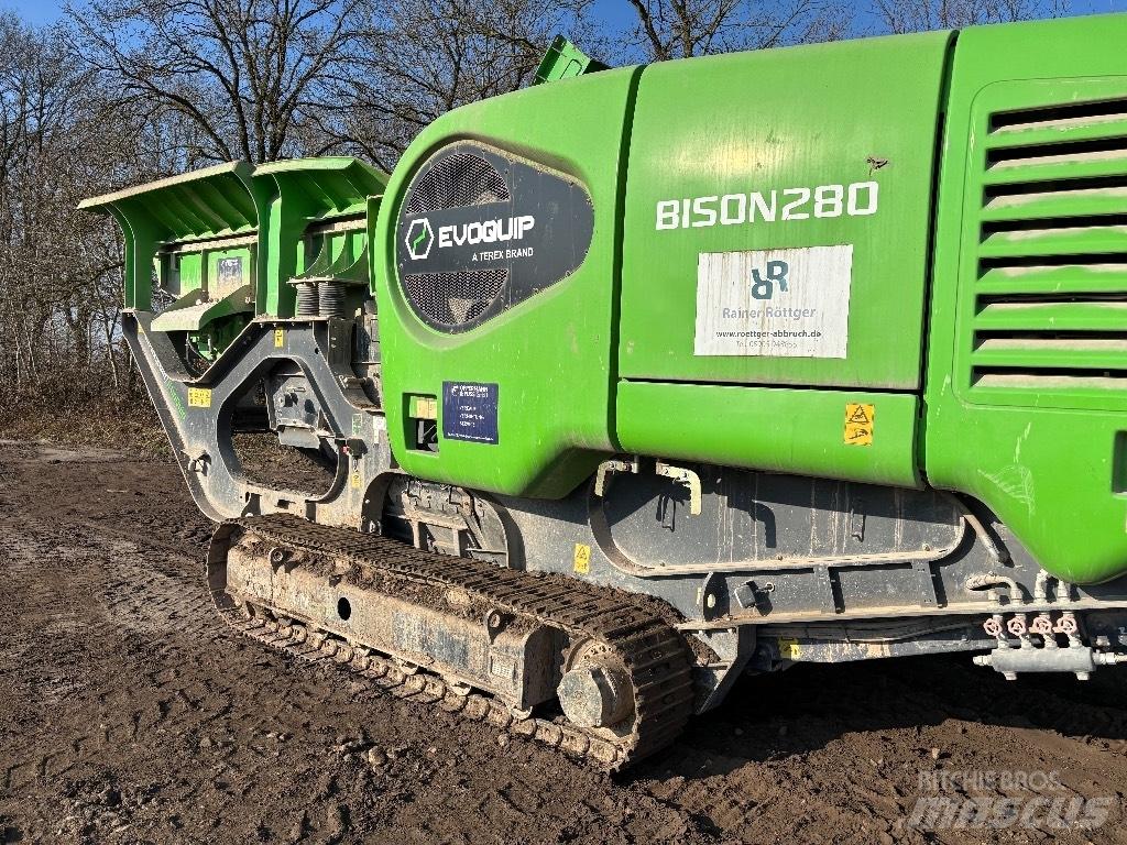 Terex BISON 180 Пресяващи и Сортиращи