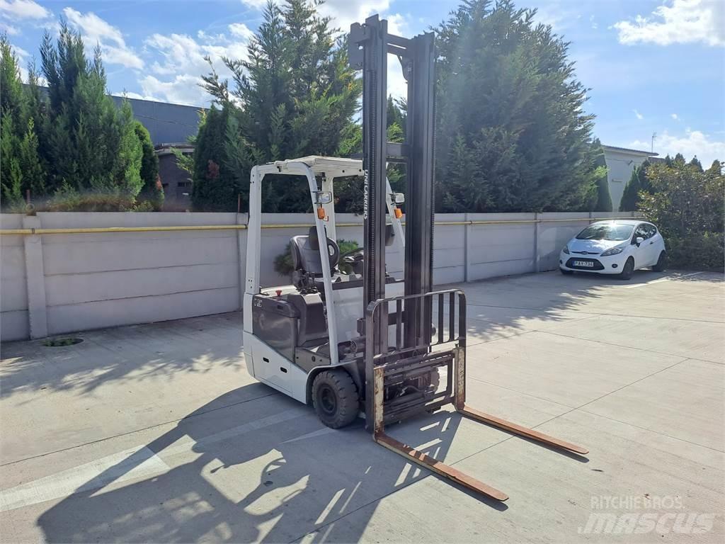 Nissan A1L1N150 Електрически вилични кари-повдигачи