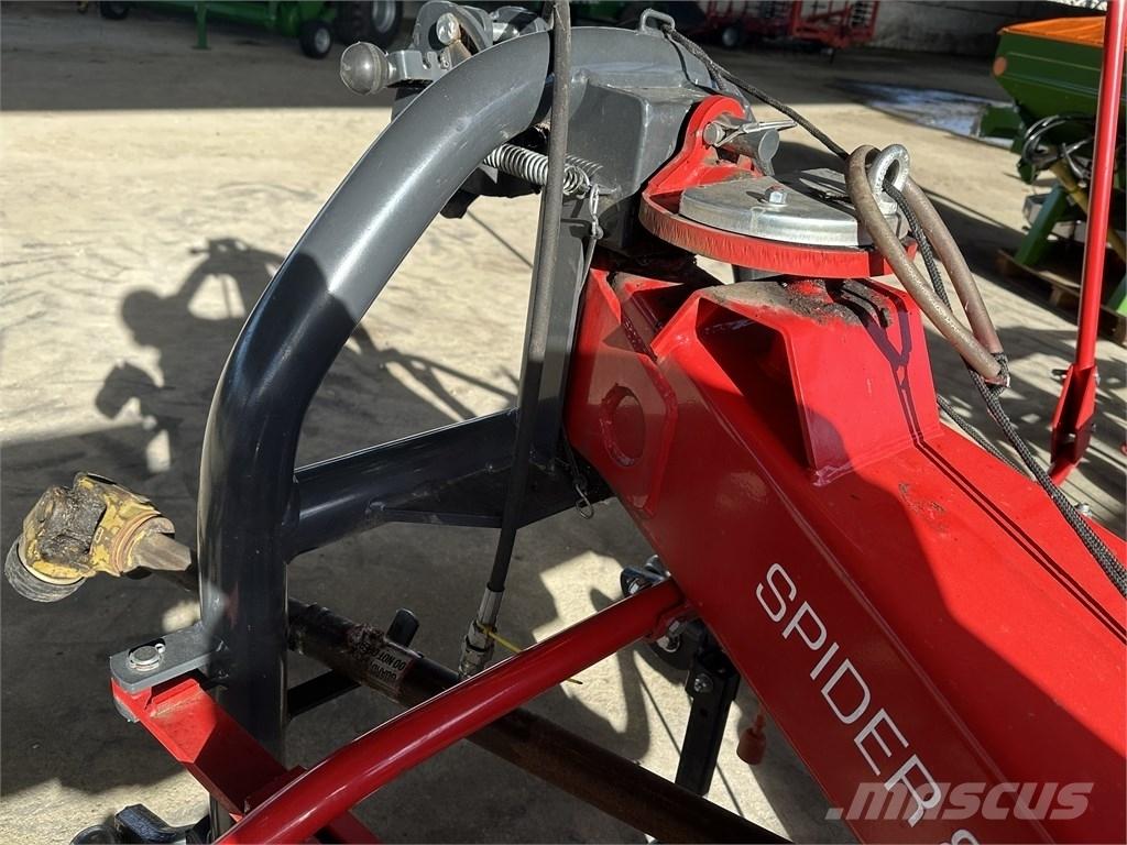 SIP Spider 815/8 Гребла и сенообръщачки