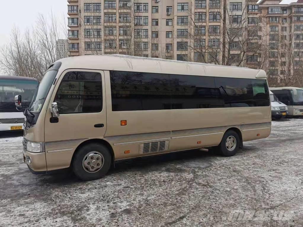 Toyota Coaster Bus Мини бусове