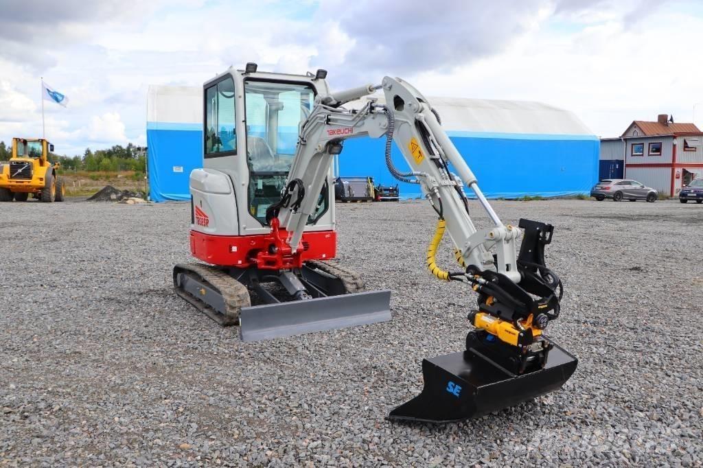 Takeuchi TB325R Мини екскаватори < 7 т
