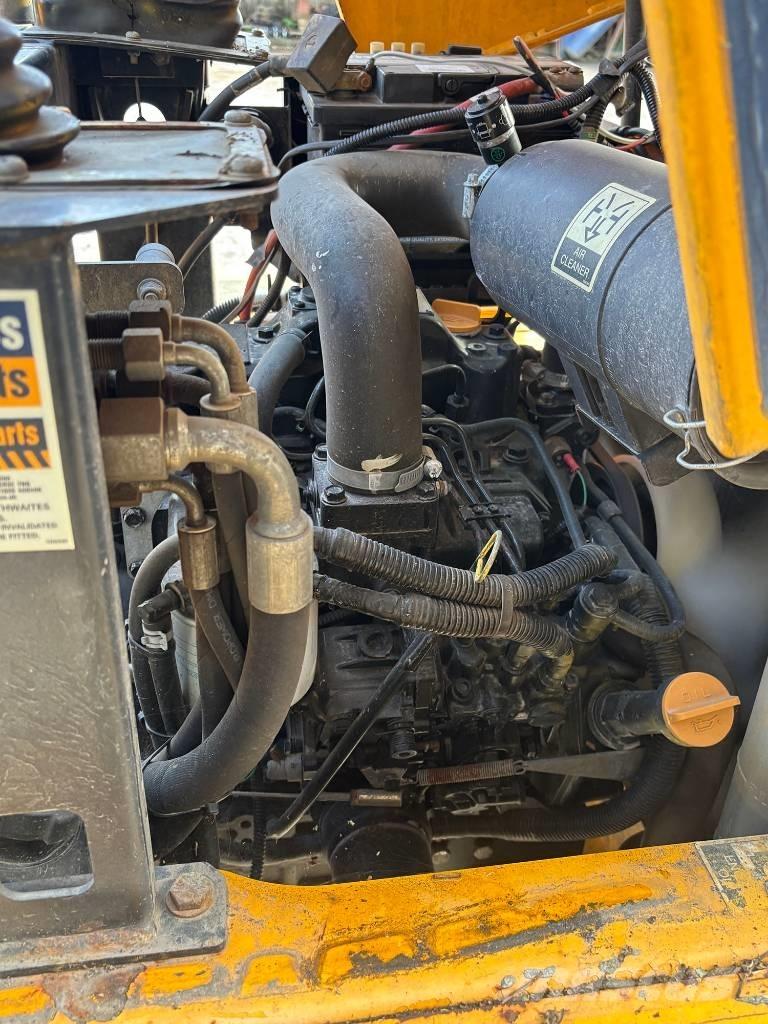 Thwaites 3 tonne Странични самосвали