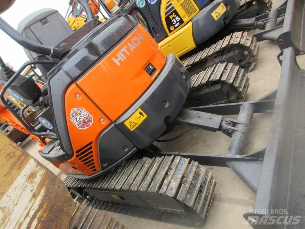 Hitachi ZX 30 U Мини екскаватори < 7 т