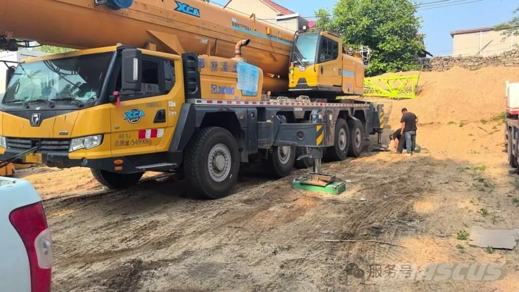 XCMG XCA220 Всъдеходни кранове