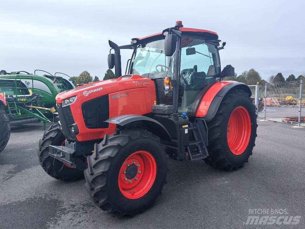 Kubota M6-142 Трактори