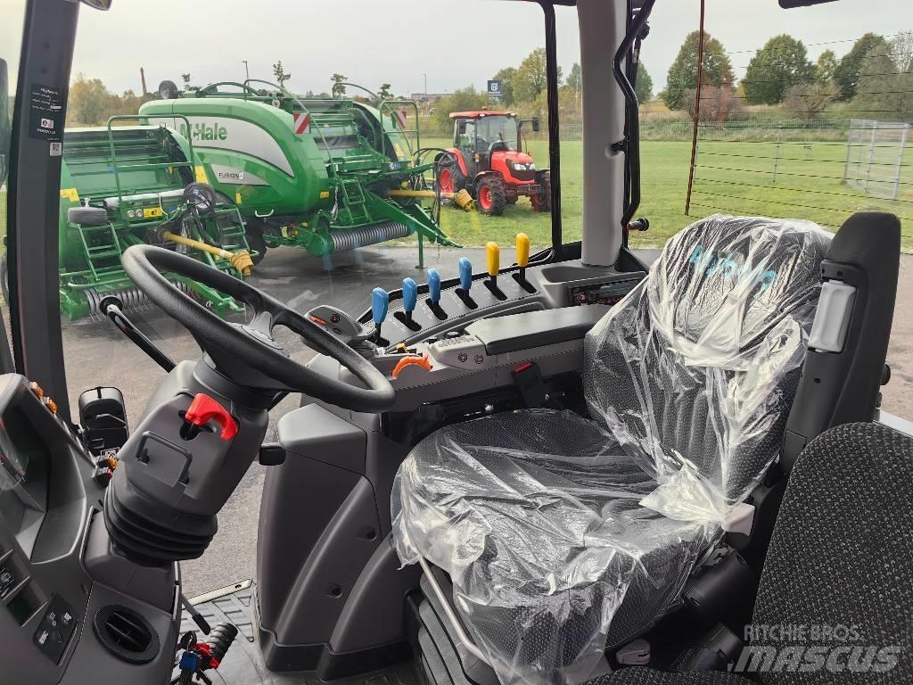 Kubota M6-142 Трактори