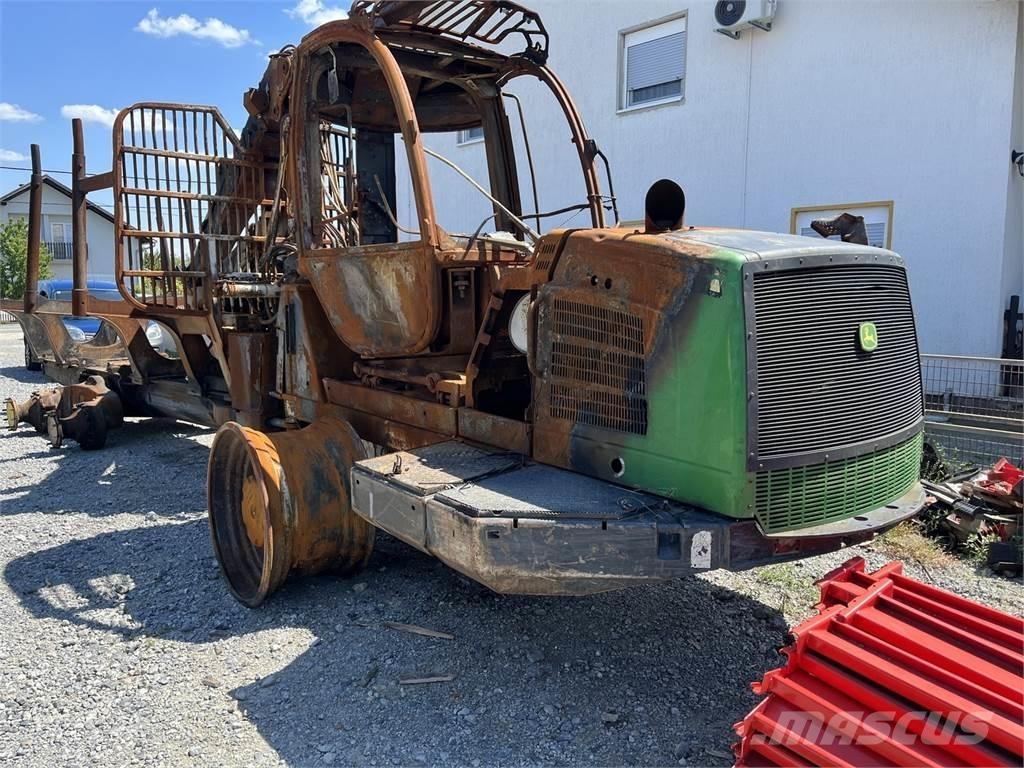 John Deere 1110E Форуардери