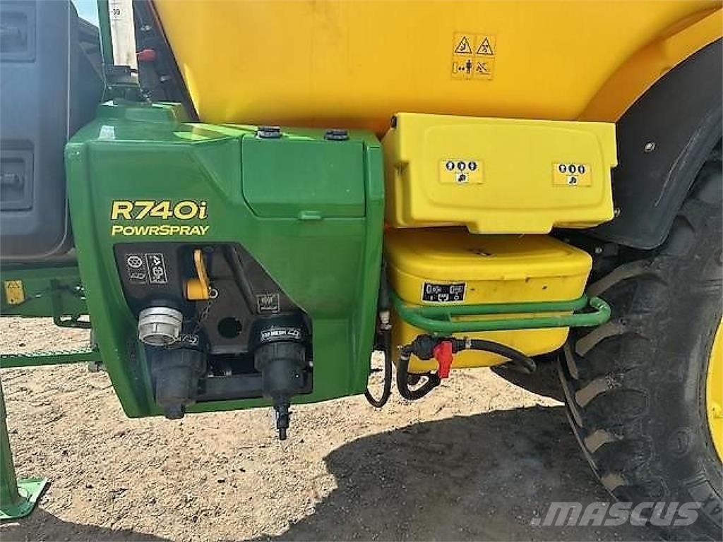 John Deere R740i Прикачни пръскачки
