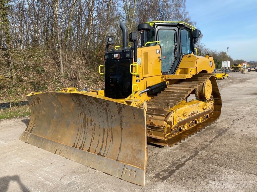 CAT D 6 Верижни булдозери
