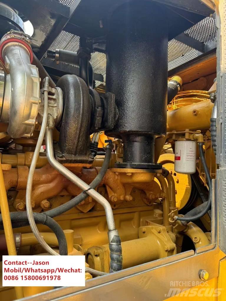Shantui SD 22 S Верижни булдозери
