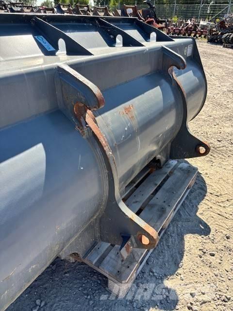  Leonardi Skopa Кофи