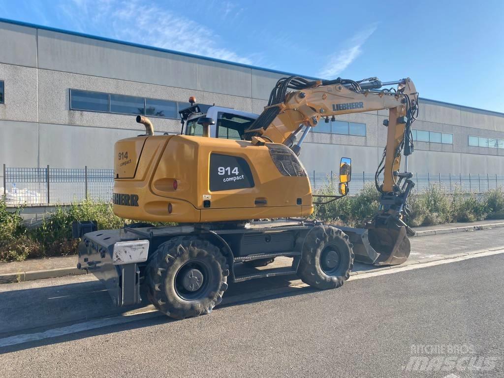 Liebherr A 914 Колесни екскаватори