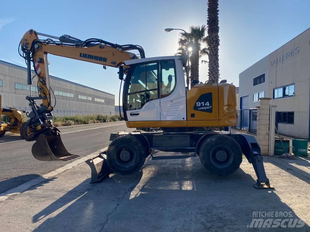 Liebherr A 914 Колесни екскаватори