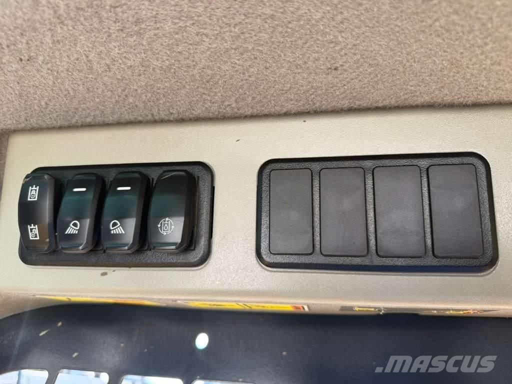 CAT 259 D3 Мини товарачи
