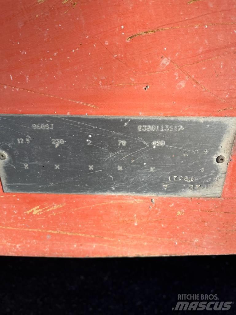 JLG 860 SJ Телескопични повдигачи
