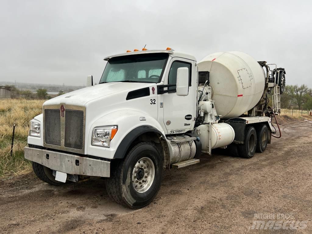 Kenworth T 880 Други