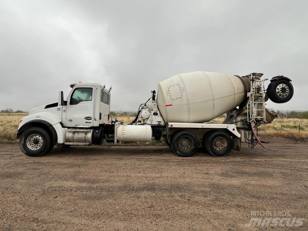 Kenworth T 880 Други