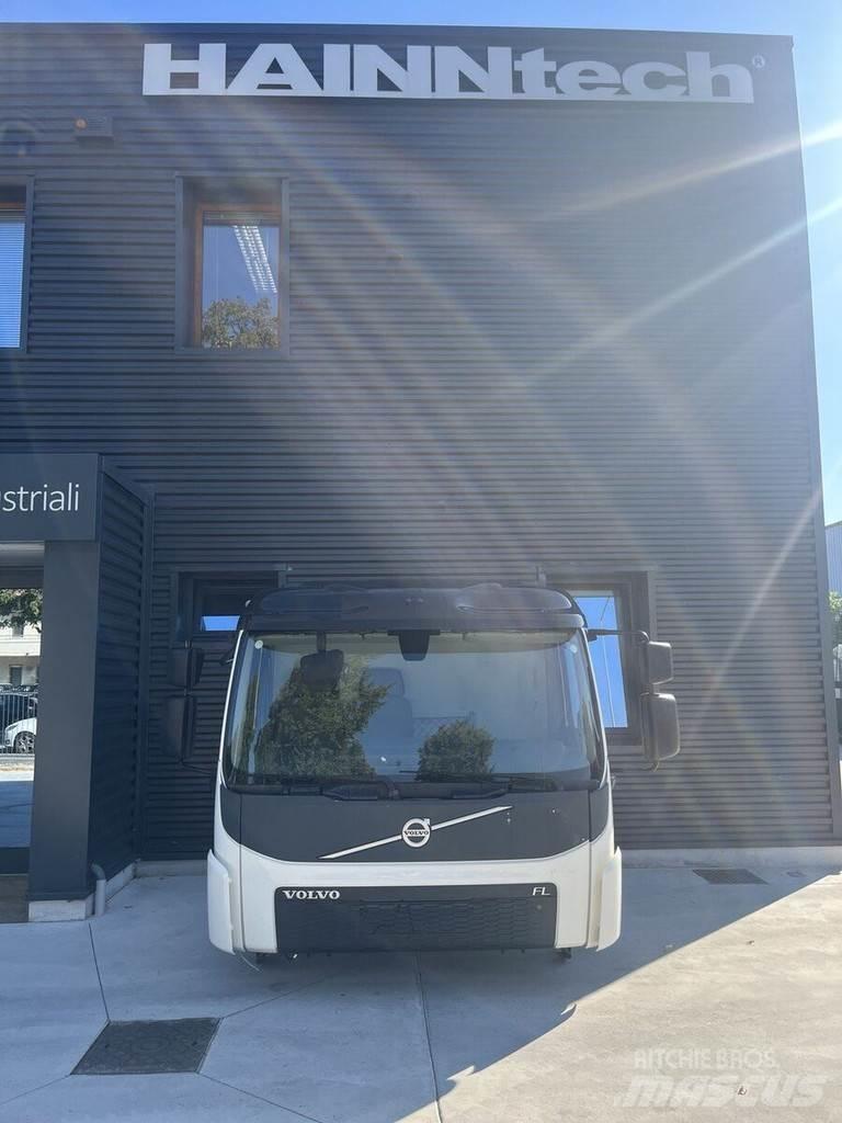 Volvo Day Cab Кабини