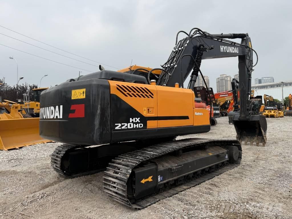 Hyundai HX 220 Верижен екскаватор