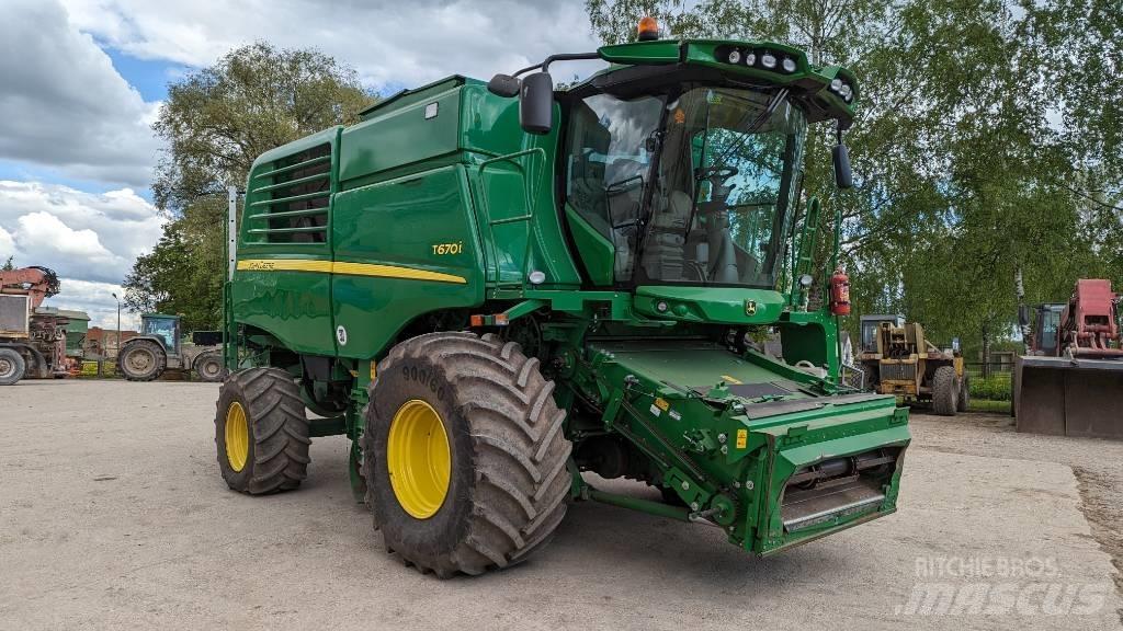 John Deere T 670 i Комбайни