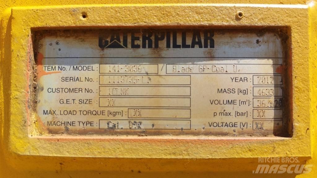 CAT D9T Верижни булдозери
