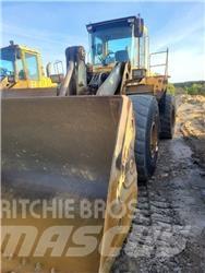 Volvo L180C Колесни товарачи