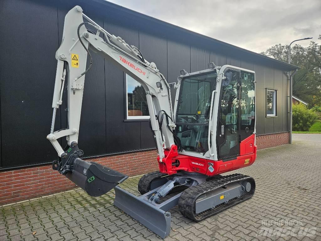Takeuchi TB 230 Мини екскаватори < 7 т