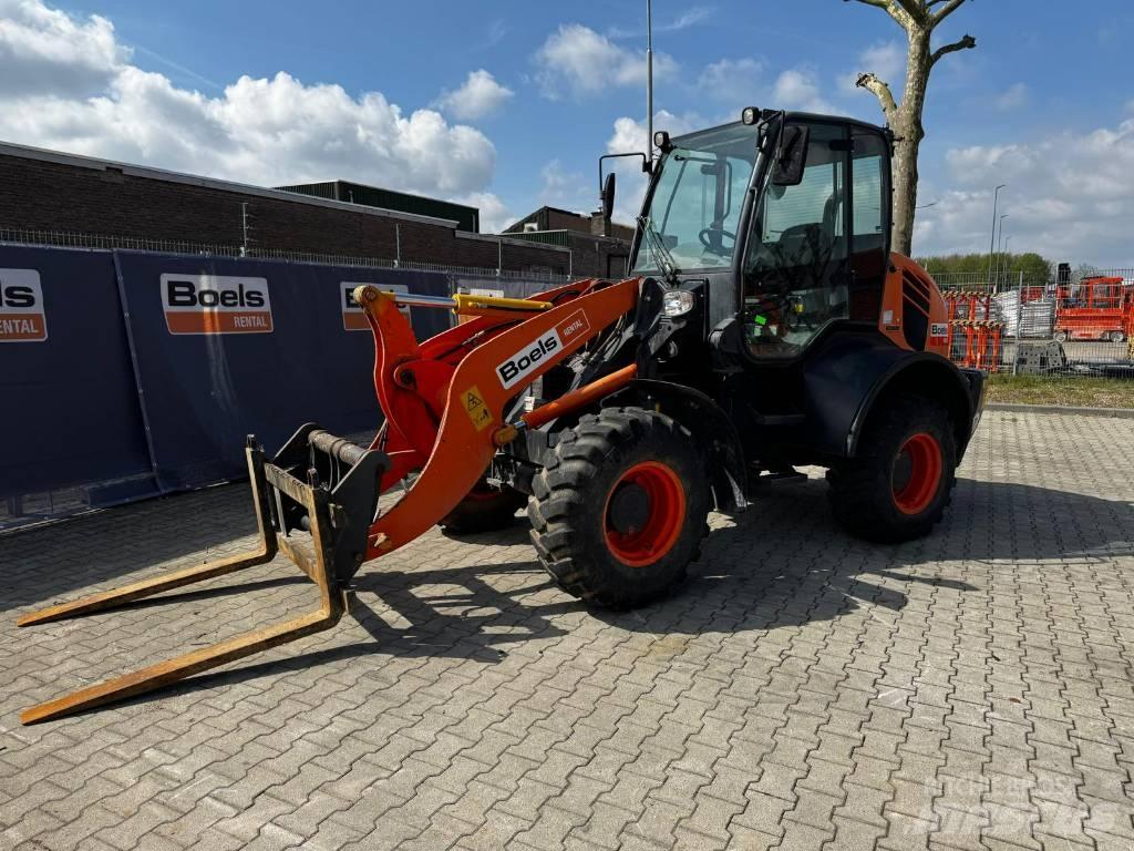 Komatsu WA100M-7 Колесни товарачи