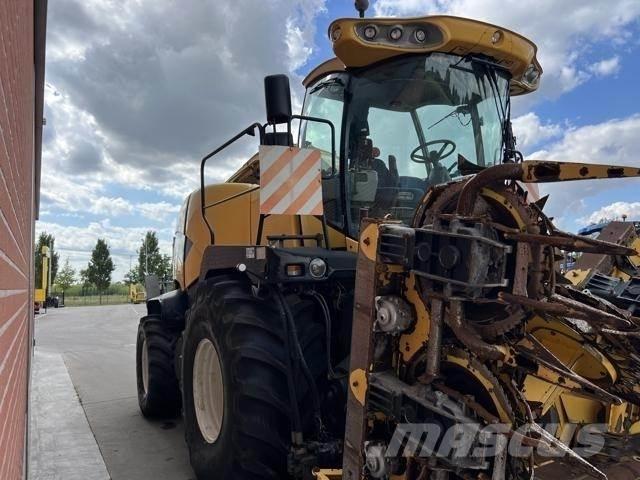 New Holland FR9080 Самоходни фуражири